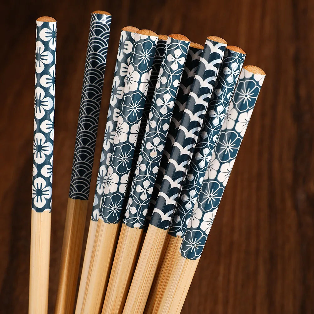 Bamboo Chopsticks, Set of 5 Pairs, High Aesthetic Value for Home Use, Individual Chopsticks, Mold-Resistant, Non-Slip, Printed Design, Tableware, Communal Chopsticks, Gift